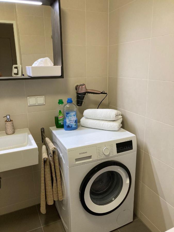 Superior & Rooftop Pool Apartment Wien