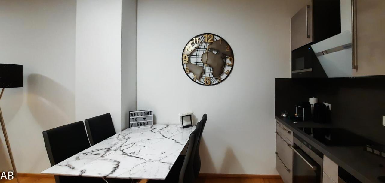 Apartment Superior & Rooftop Pool Wien